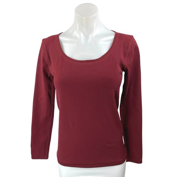 Lululemon Women's Red Scoop Neck Mesh Workout Long Sleeve Athletic Top Size 4 - Picture 1 of 3